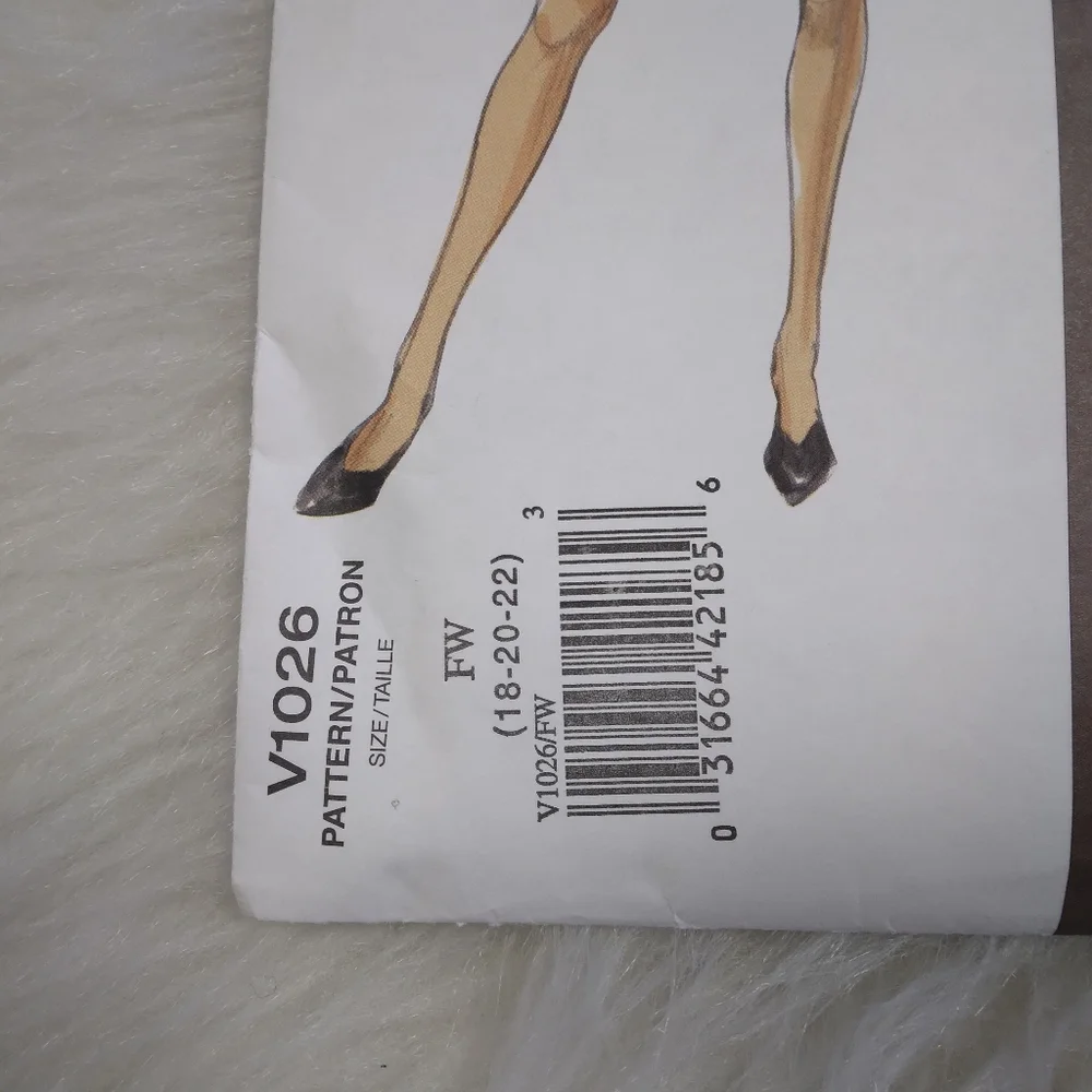 VOGUE  Bradgley Mischka Dress Sz 18-20-22